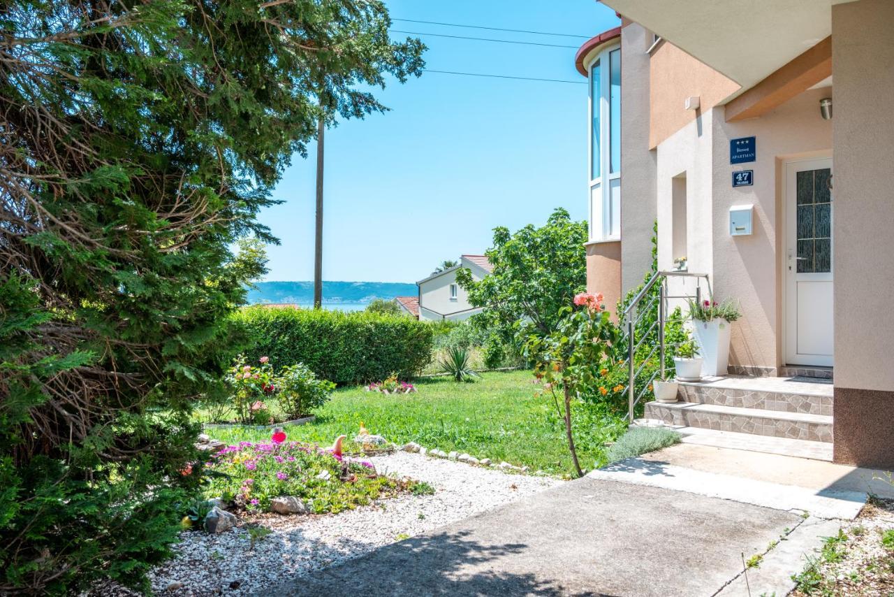 Nadalina Apartment Kaštel Stari Exteriör bild