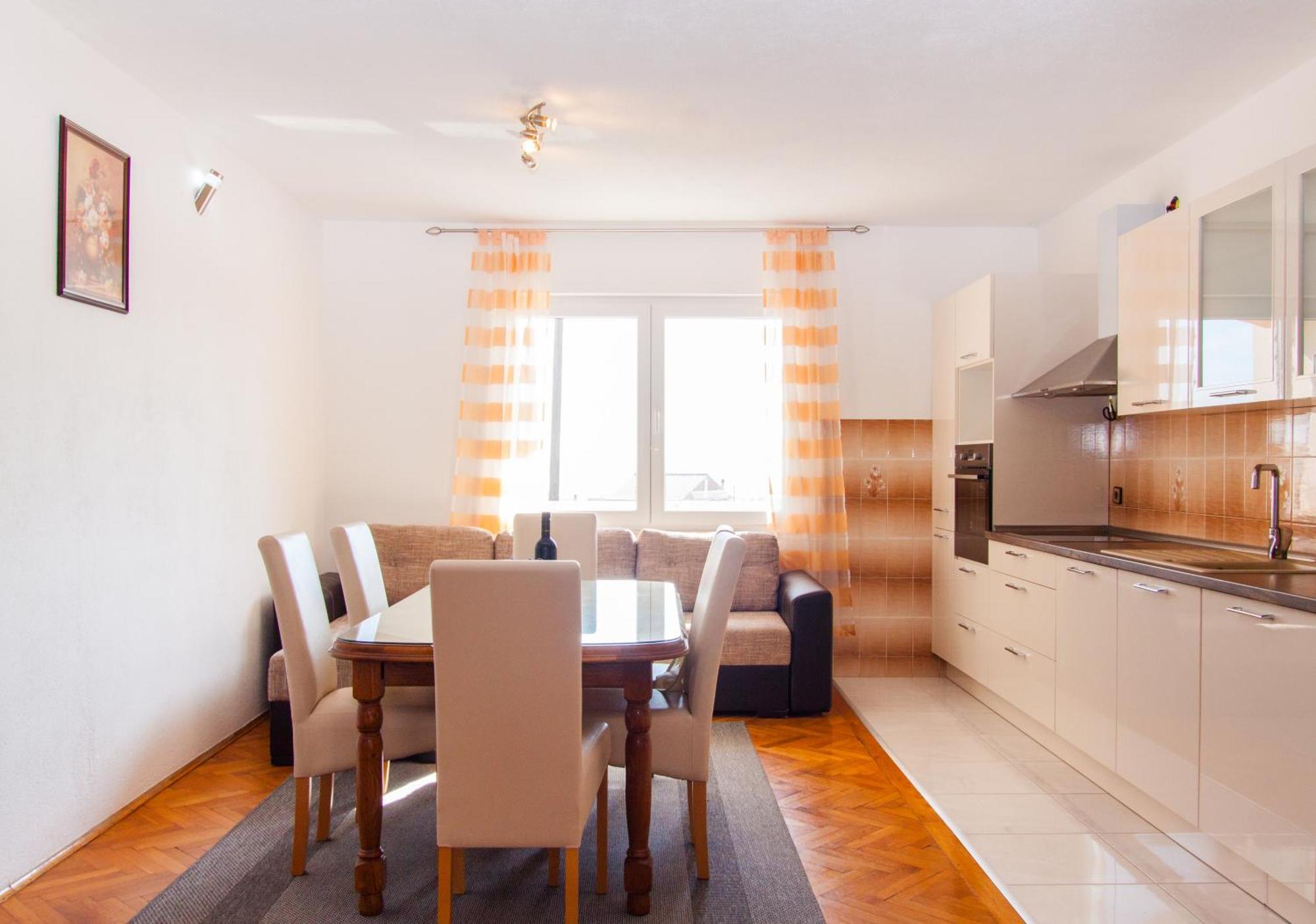 Nadalina Apartment Kaštel Stari Exteriör bild