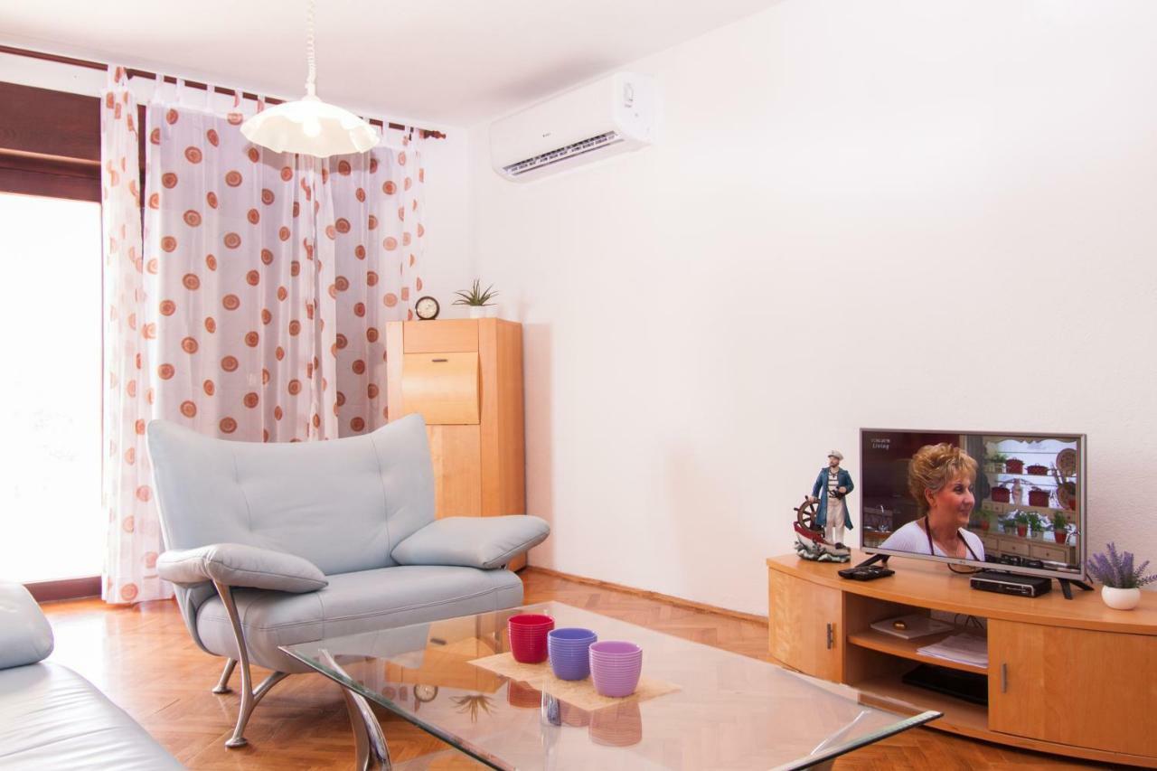 Nadalina Apartment Kaštel Stari Exteriör bild
