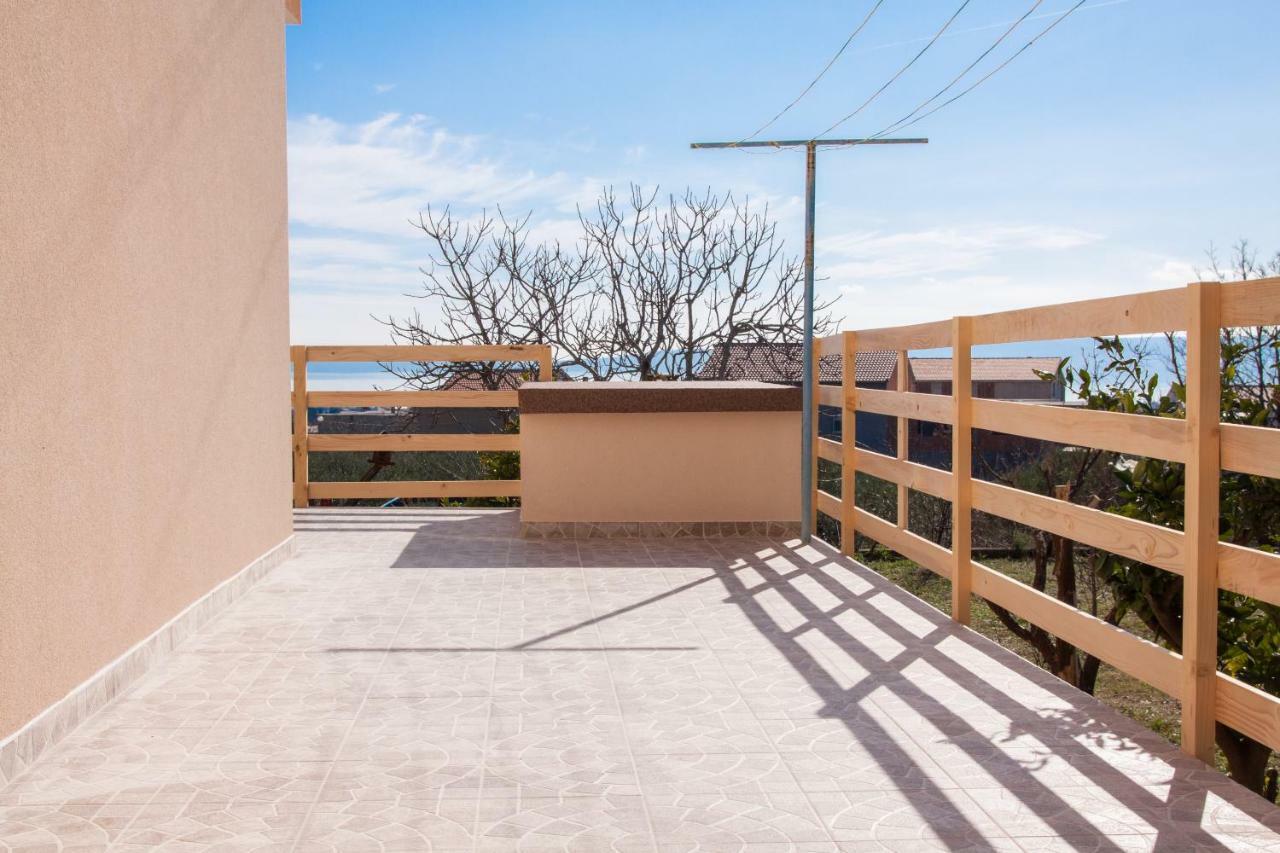 Nadalina Apartment Kaštel Stari Exteriör bild